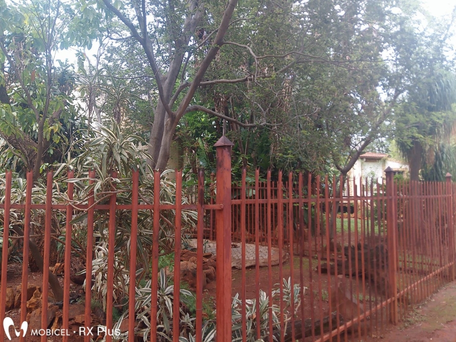 6 Bedroom Property for Sale in Hartbeespoort Rural North West